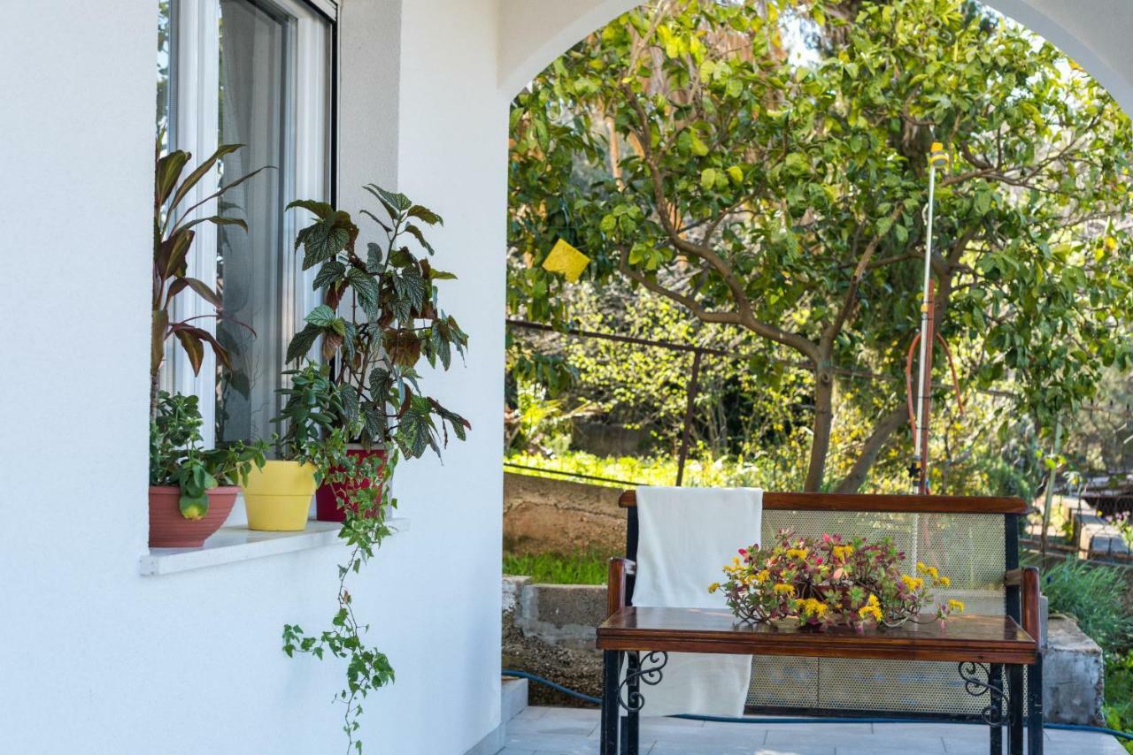 Apartment Okrug Gornji - Trogir With Sea View Экстерьер фото