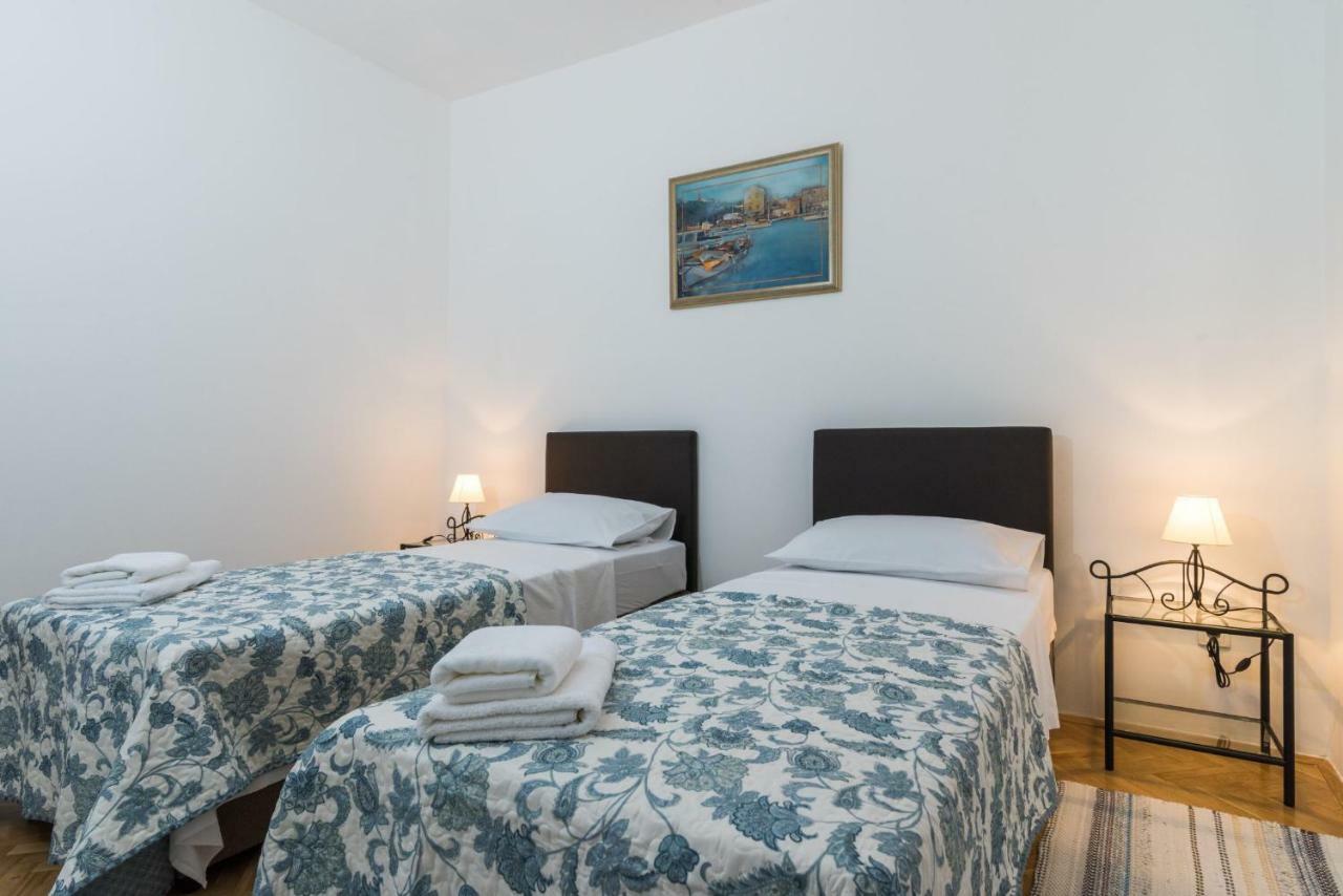 Apartment Okrug Gornji - Trogir With Sea View Экстерьер фото
